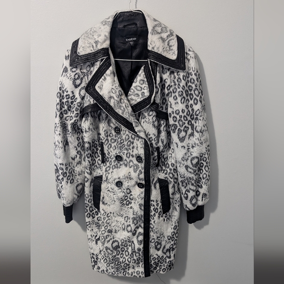 Bebe Snow Leopard Trench Coat - US M - Picture 2 of 16